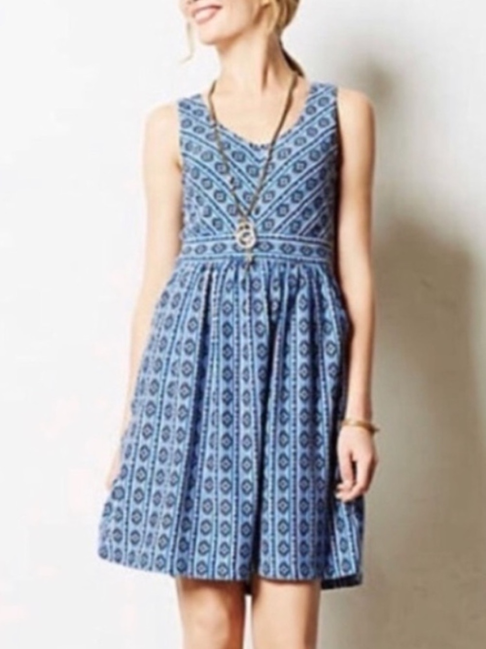 Anthropologie Maeve blue tribal print v-neck pocket dress size 2